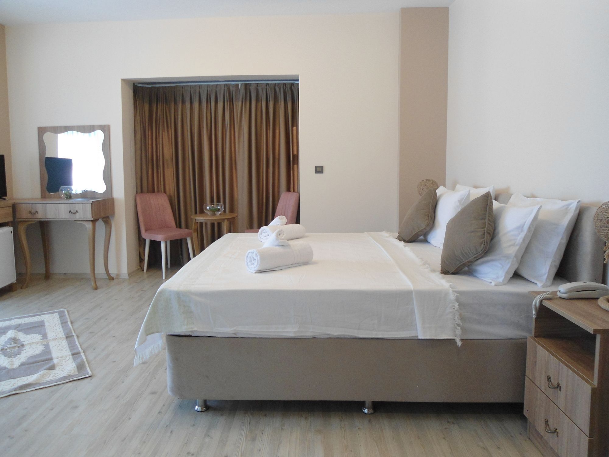 אלאקאטי F&G Butik Hotel מראה חיצוני תמונה